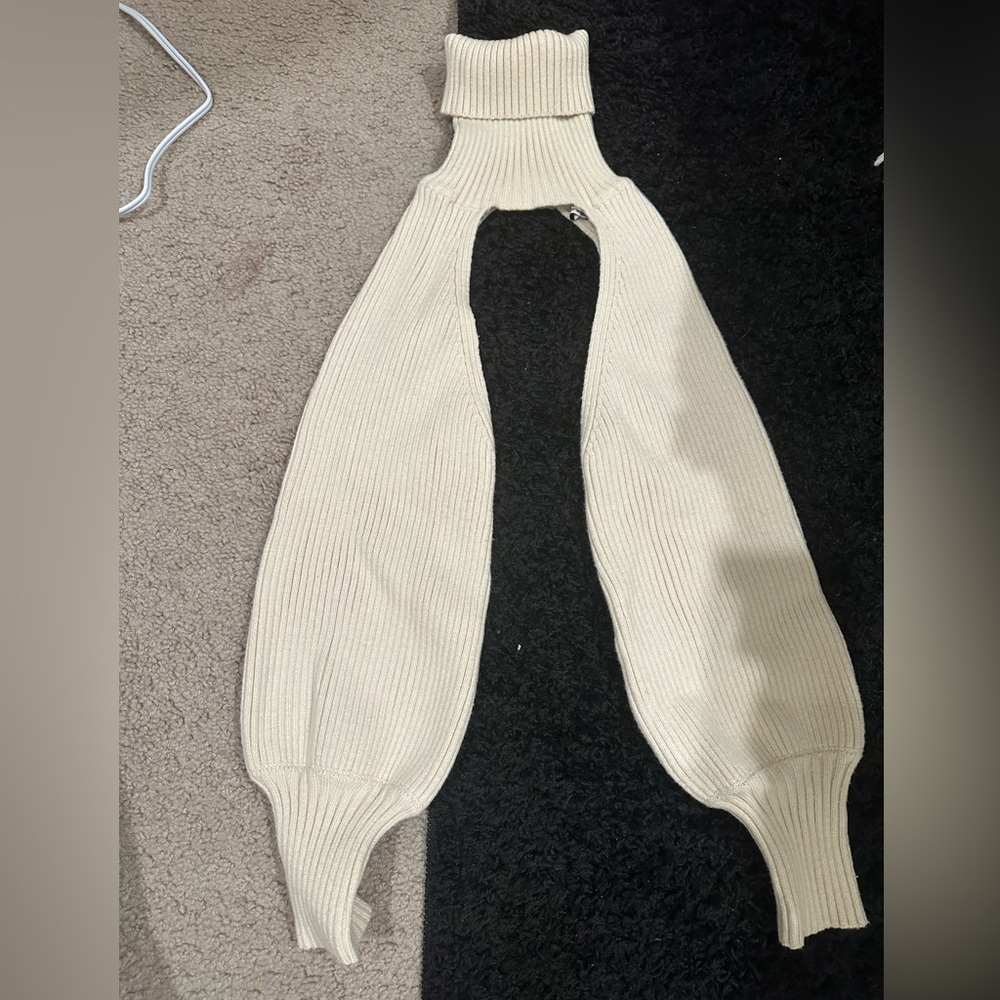 Zara size M Tan Shrug Sweater